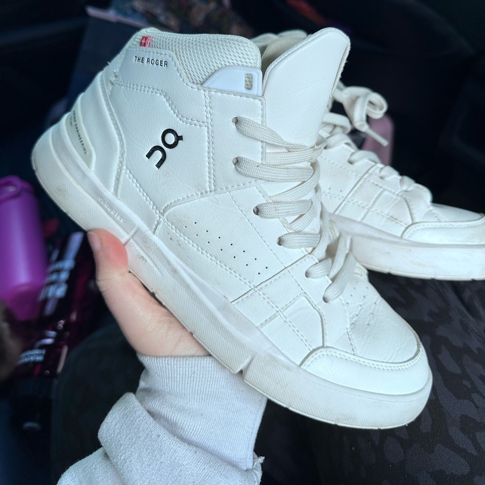 Women’s On Cloud Shoes